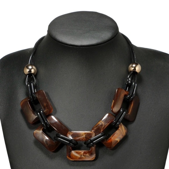 Elegant Brown and Black Necklace - Picture 1 of 2
